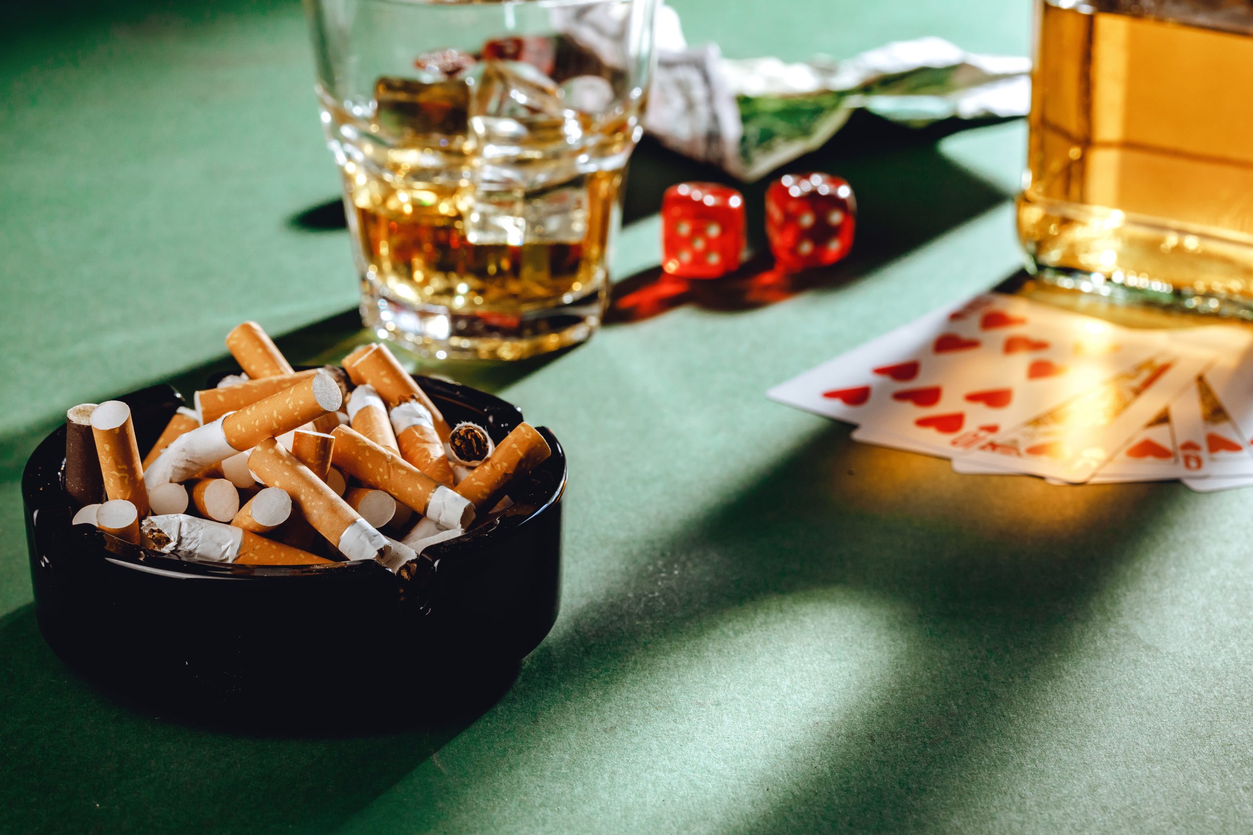 Tabac, alcool et jeux, différentes formes d’addiction